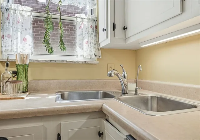 Photo 4 of Single family home for sale at 1611 Trinity St, Stanton Heights, PA 15206 | MLS# 1766188 | Listing updated on 2026-08-23