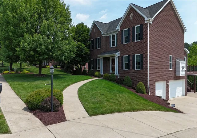 Photo 3 of Sale Pending at 112 Scenic Ridge Dr, Venetia, PA 15367 | MLS# 1766368 | Listing updated on 2026-08-22