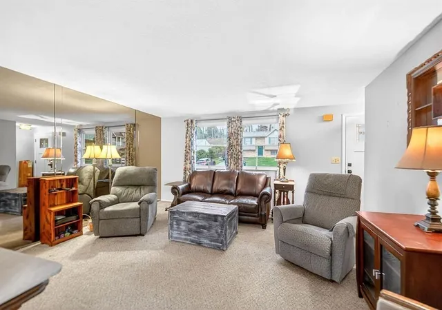 Photo 3 of Single family home for sale at 1952 Colleen Dr, North Huntingdon, PA 15642 | MLS# 1766388 | Listing updated on 2026-08-19