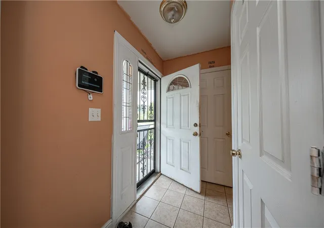 Photo 4 of Single family home for sale at 7245 Finance St, Homewood Brushton, PA 15208 | MLS# 1766468 | Listing updated on 2026-10-06