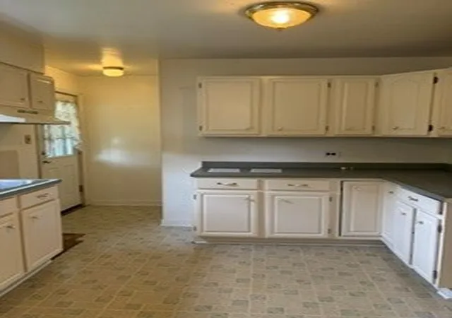 Photo 3 of Sale Pending at 139 Roosevelt Ave, Observatory Hill, PA 15214 | MLS# 1766511 | Listing updated on 2026-09-16