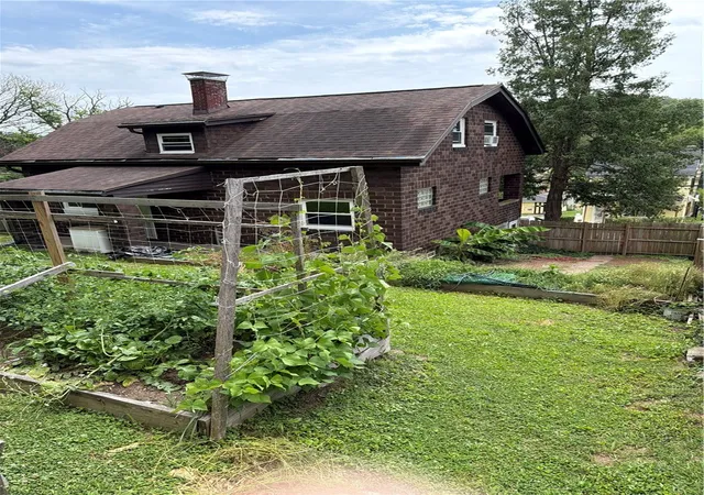 Photo 45 of Single family home for sale at 200 Davis Ave, Shaler, PA 15223 | MLS# 1766408 | Listing updated on 2026-08-25