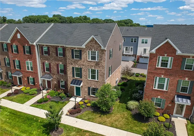 Photo 3 of Townhouse for sale at 115 Sample Ln, Cranberry Twp, PA 16066 | MLS# 1764816 | Listing updated on 2026-08-30