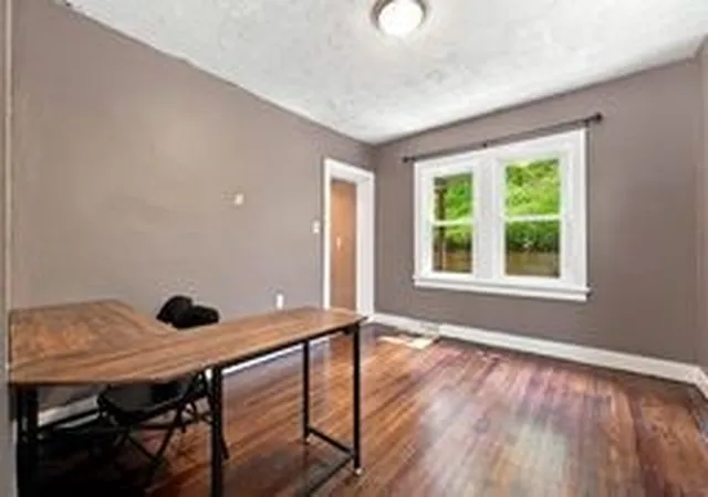 Photo 3 of Single family home for sale at 9 1/2 Spring St, Etna, PA 15223 | MLS# 1766594 | Listing updated on 2026-10-01