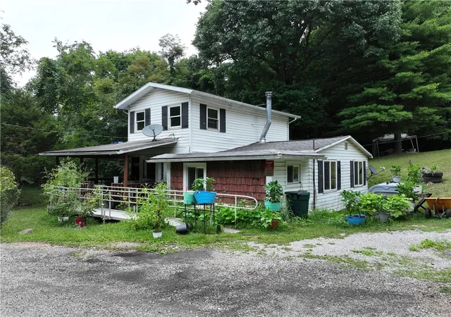 Photo 1 of Single family home for sale at 103 Wise Rd, Greensboro, PA 15338 | MLS# 1766474 | Listing updated on 2026-08-10