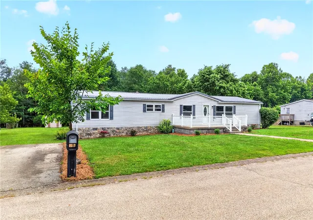 Photo 3 of Sale Pending at 218 Florence Dr, Menallen Twp, PA 15401 | MLS# 1766632 | Listing updated on 2026-08-26