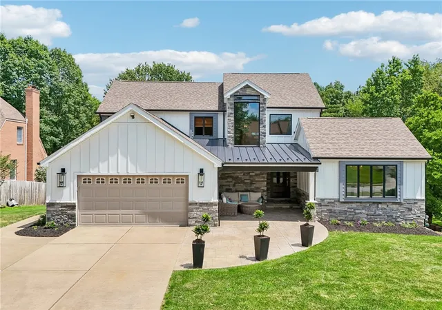 Photo 1 of Single family home for sale at 1711 Sturbridge Dr, Franklin Park, PA 15143 | MLS# 1766669 | Listing updated on 2026-08-17