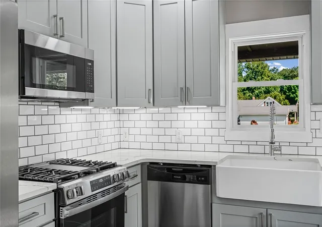 Photo 3 of Single family home for sale at 1405 Francis St, North Sewickley Twp, PA 16117 | MLS# 1766586 | Listing updated on 2026-09-19