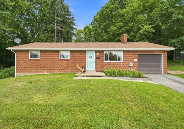 Photo 1 of Sale Pending at 165 W Liberty St, Slippery Rock Boro, PA 16057 | MLS# 1766359 | Listing updated on 2026-08-19