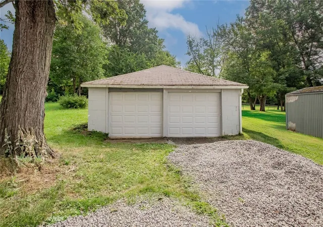 Photo 3 of Sale Pending at 141 S Duffy Rd, Twp Of But Sw, PA 16001 | MLS# 1766709 | Listing updated on 2026-08-21
