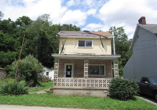 Photo 1 of Single family home for sale at 1025 Pike Run Dr, Coal Center, PA 15423 | MLS# 1766817 | Listing updated on 2026-08-18