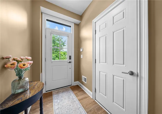 Photo 4 of Townhouse for sale at 210 Kousa Ln, Peters Twp, PA 15367 | MLS# 1765947 | Listing updated on 2026-08-28