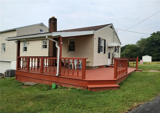 Photo 2 of Sale Pending at 180 Oniontown Rd, Delaware Twp, PA 16125 | MLS# 1766773 | Listing updated on 2026-08-10