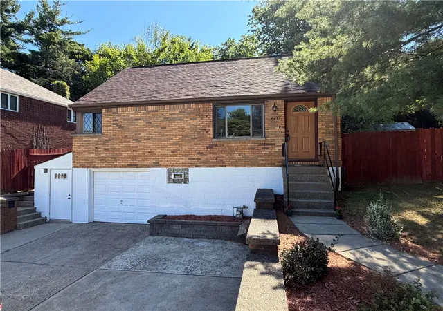 Photo 1 of Single family home for sale at 607 Beulah Rd, Penn Hills, PA 15235 | MLS# 1766933 | Listing updated on 2026-08-27