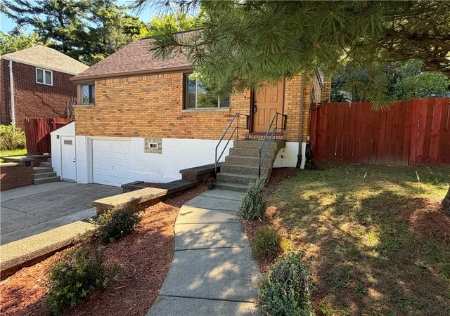 Photo 2 of Single family home for sale at 607 Beulah Rd, Penn Hills, PA 15235 | MLS# 1766933 | Listing updated on 2026-08-27