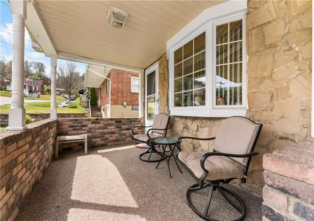 Photo 2 of Single family home for sale at 203 George St, Jeannette, PA 15644 | MLS# 1766949 | Listing updated on 2026-08-28