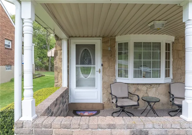 Photo 3 of Single family home for sale at 203 George St, Jeannette, PA 15644 | MLS# 1766949 | Listing updated on 2026-08-28