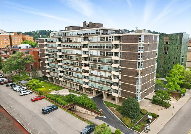 Photo 2 of Condo for sale at 552 N Neville St #36, Oakland, PA 15213 | MLS# 1765791 | Listing updated on 2026-08-24