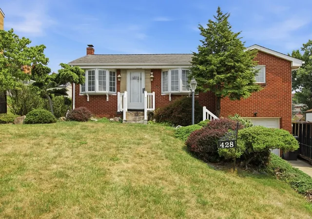 Photo 2 of Single family home for sale at 428 Lucy Dr, Baldwin Boro, PA 15236 | MLS# 1767122 | Listing updated on 2026-08-14