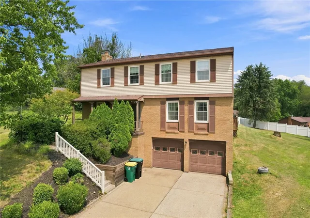 Photo 1 of Single family home for sale at 24 Sherman Cir, South Fayette, PA 15057 | MLS# 1766948 | Listing updated on 2026-08-13