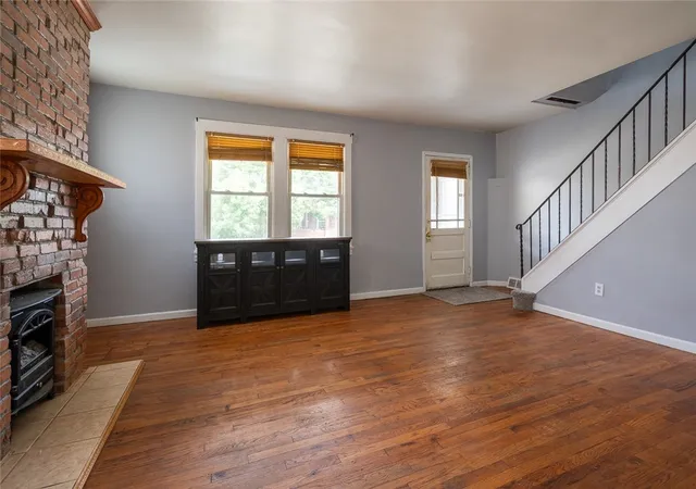Photo 3 of Single family home for sale at 314 Meredith St, Carrick, PA 15210 | MLS# 1766924 | Listing updated on 2026-08-26