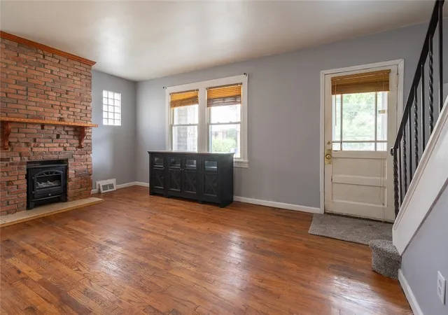 Photo 4 of Single family home for sale at 314 Meredith St, Carrick, PA 15210 | MLS# 1766924 | Listing updated on 2026-08-26