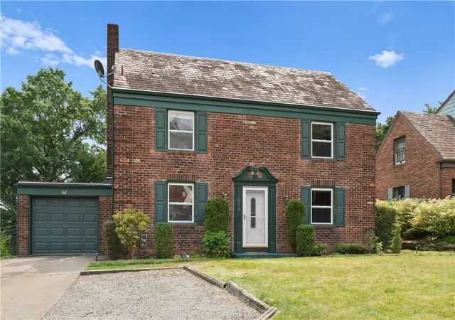 Photo 2 of Sale Pending at 213 Caryl Dr, Pleasant Hills, PA 15236 | MLS# 1767068 | Listing updated on 2026-08-07