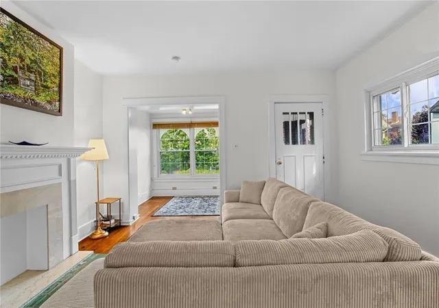 Photo 3 of Single family home for sale at 1416 Severn St, Squirrel Hill, PA 15217 | MLS# 1767047 | Listing updated on 2026-08-22