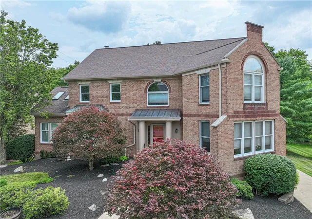 Photo 1 of Sale Pending at 2615 Rossmoor Dr, Upper St Clair, PA 15241 | MLS# 1767030 | Listing updated on 2026-08-28