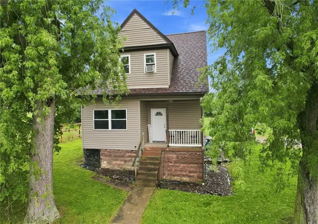 Single family home for sale at 5816 Roosevelt Ave, Export, PA 15632 | MLS# 1767006
