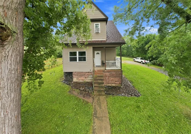 Photo 1 of Single family home for sale at 5816 Roosevelt Ave, Export, PA 15632 | MLS# 1767006 | Listing updated on 2026-08-11