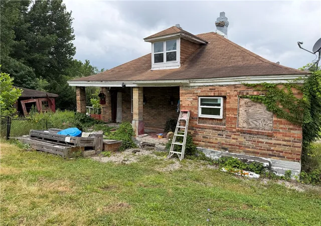 Photo 1 of Single family home for sale at 201 Elm Rd, South Union Twp, PA 15401 | MLS# 1767313 | Listing updated on 2026-08-28