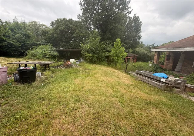 Photo 4 of Single family home for sale at 201 Elm Rd, South Union Twp, PA 15401 | MLS# 1767313 | Listing updated on 2026-08-28