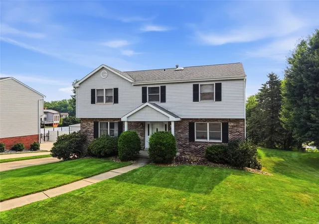 Photo 2 of Single family home for sale at 126 Carmella Dr, Penn Twp, PA 15642 | MLS# 1766802 | Listing updated on 2026-08-17