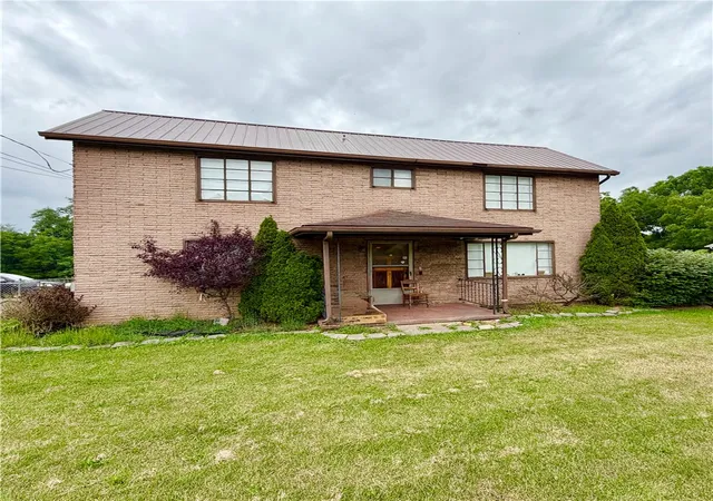 Photo 1 of Single family home for sale at 341 N Gallatin Ave, Uniontown, PA 15401 | MLS# 1765889 | Listing updated on 2026-08-27