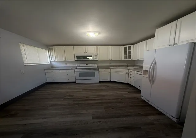 Photo 3 of Single family home for sale at 128 College Park Dr, Monroeville, PA 15146 | MLS# 1767037 | Listing updated on 2026-08-27