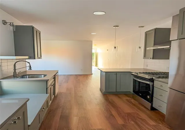 Photo 4 of Sale Pending at 1114 Arch St, Central North Side, PA 15212 | MLS# 1767540 | Listing updated on 2026-08-13
