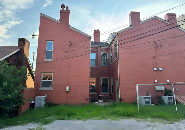 Photo 19 of Sale Pending at 1116 Arch St, Central North Side, PA 15212 | MLS# 1767494 | Listing updated on 2026-08-13