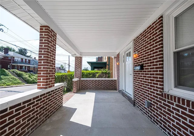Photo 3 of Single family home for sale at 332 Marshall Ave, Perry Hilltop, PA 15214 | MLS# 1767531 | Listing updated on 2026-08-23