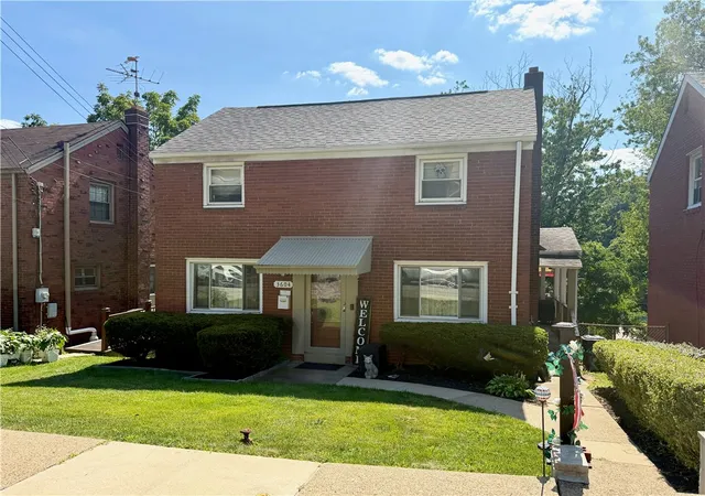 Photo 1 of Single family home for sale at 3604 Kaufmann Ave, Brentwood, PA 15227 | MLS# 1767581 | Listing updated on 2026-08-18