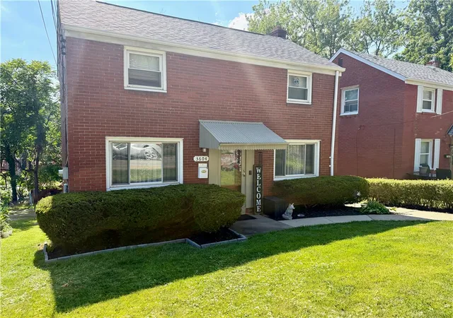 Photo 2 of Single family home for sale at 3604 Kaufmann Ave, Brentwood, PA 15227 | MLS# 1767581 | Listing updated on 2026-08-18
