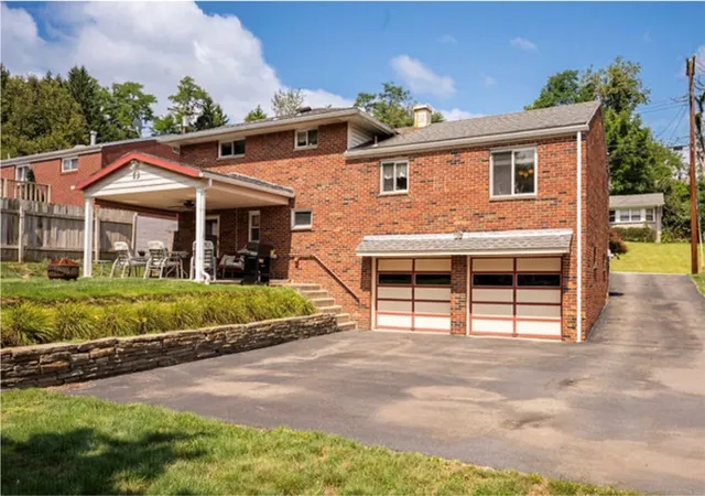 Photo 2 of Sale Pending at 115 Ashley Dr, Verona, PA 15147 | MLS# 1767619 | Listing updated on 2026-08-17