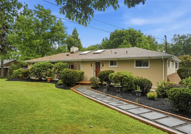 Photo 2 of Single family home for sale at 2156 Reis Run Rd, Franklin Park, PA 15237 | MLS# 1767096 | Listing updated on 2026-08-11