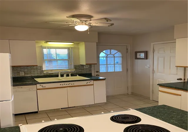 Photo 4 of Sale Pending at 507 Sutherland St, Stockdale, PA 15483 | MLS# 1767675 | Listing updated on 2026-08-13