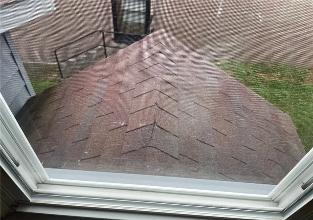 Photo 2 of Sale Pending at 1010 1st Street, Canonsburg, PA 15317 | MLS# 1767755 | Listing updated on 2026-08-26