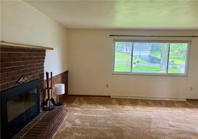 Photo 4 of Single family home for sale at 135 Hampton Ct, Twp Of But Sw, PA 16002 | MLS# 1767467 | Listing updated on 2026-08-22