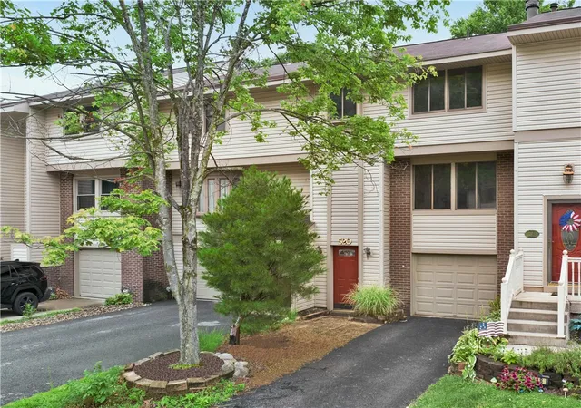 Photo 1 of Sale Pending at 520 Hunters Path Rd, South Fayette, PA 15017 | MLS# 1767792 | Listing updated on 2026-08-18