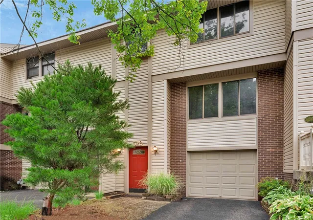 Photo 2 of Sale Pending at 520 Hunters Path Rd, South Fayette, PA 15017 | MLS# 1767792 | Listing updated on 2026-08-18