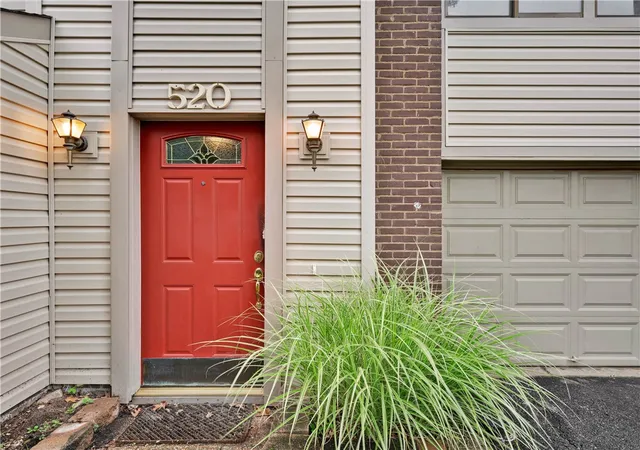 Photo 3 of Sale Pending at 520 Hunters Path Rd, South Fayette, PA 15017 | MLS# 1767792 | Listing updated on 2026-08-18