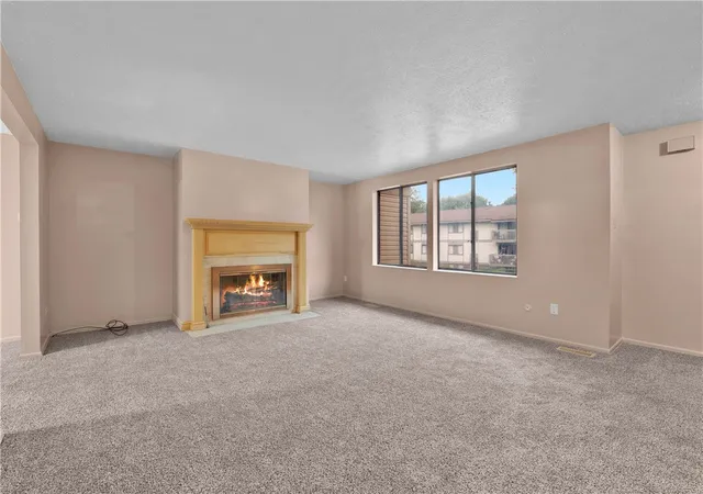 Photo 5 of Sale Pending at 520 Hunters Path Rd, South Fayette, PA 15017 | MLS# 1767792 | Listing updated on 2026-08-18